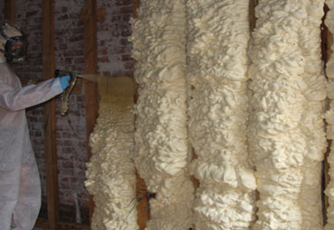 Types of Spray Foam in Cedar Rapids